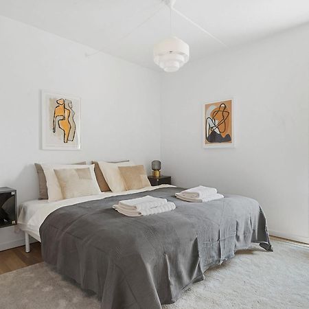 Appartement A Stylish Getaway In Modern Surroundings à Århus Extérieur photo