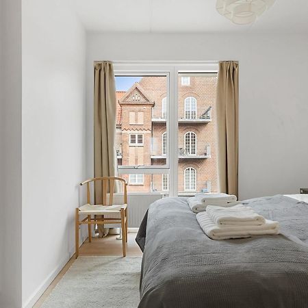 Appartement A Stylish Getaway In Modern Surroundings à Århus Extérieur photo